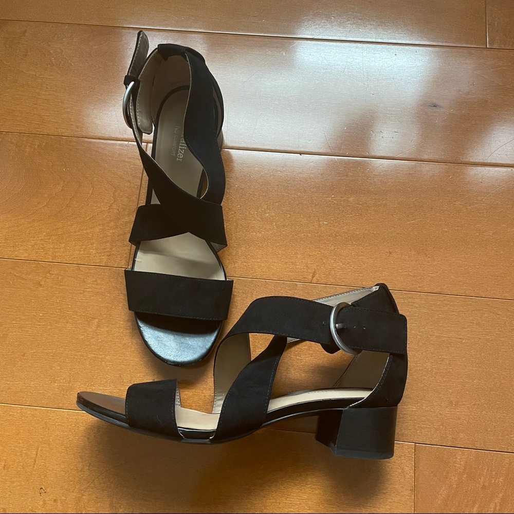 Naturalizer Alexa Block Sandals